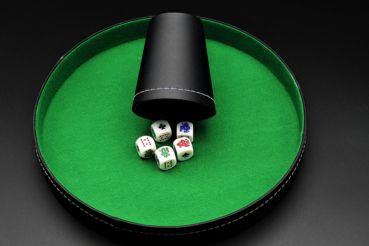 Virtual dice games